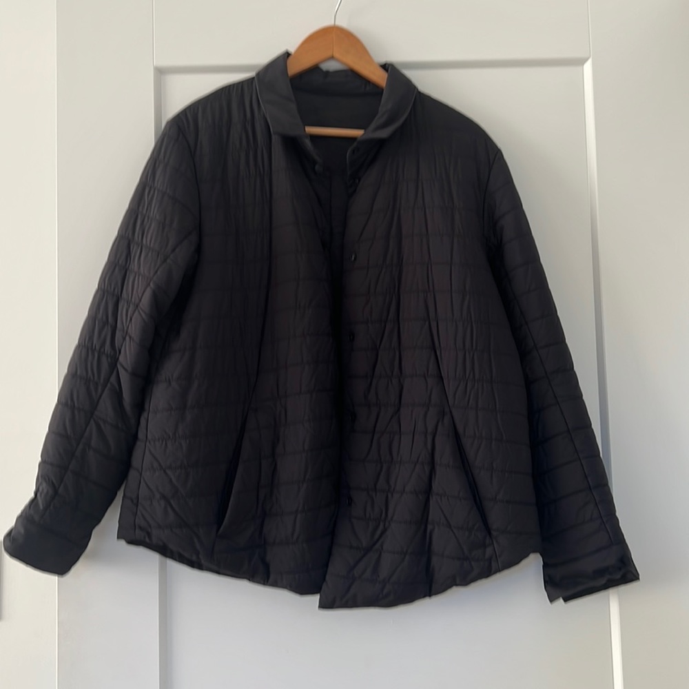 Lulu Lemon reversible women’s shacket
